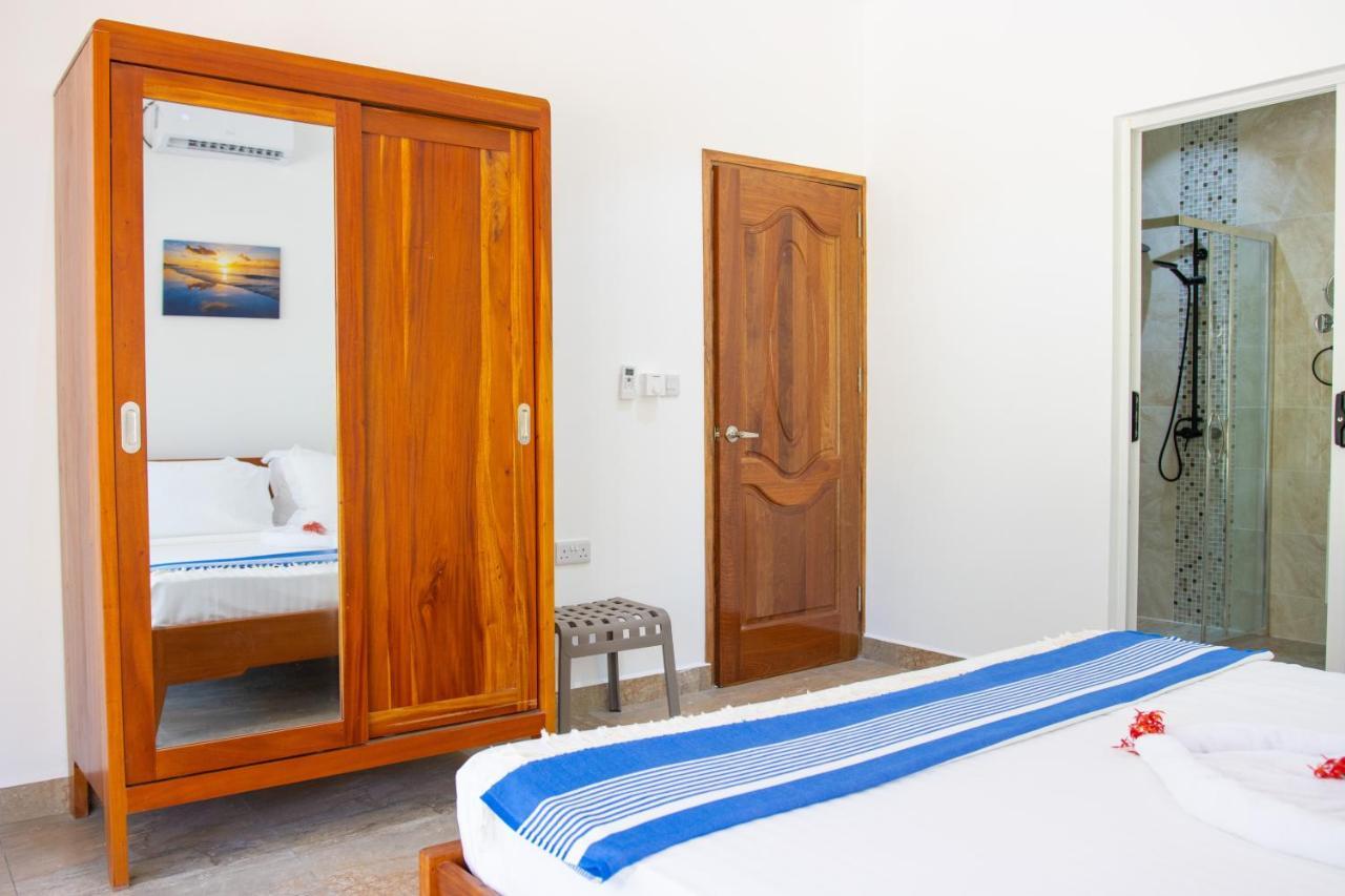 Macmillan'S Holiday Villas Grand Anse  Dış mekan fotoğraf