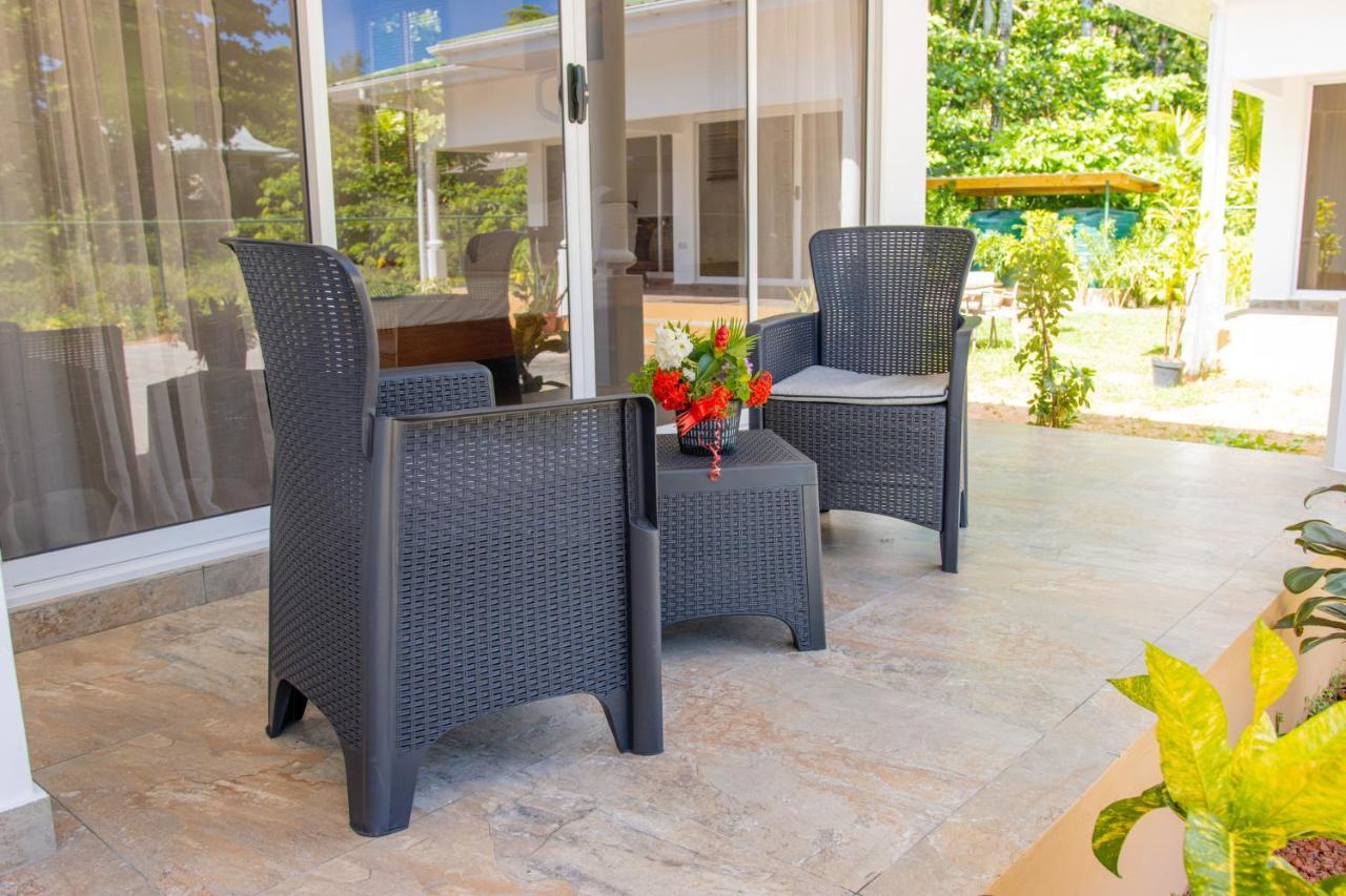 Macmillan'S Holiday Villas Grand Anse  Dış mekan fotoğraf